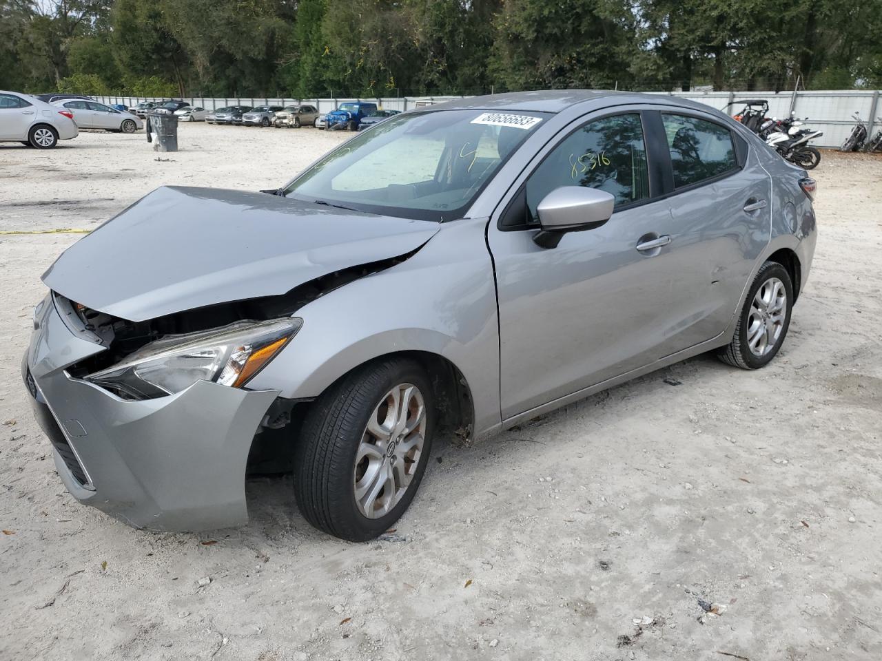 SCION IA 2016 3mydlbzv4gy106293