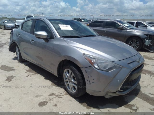 SCION IA 2016 3mydlbzv5gy141702