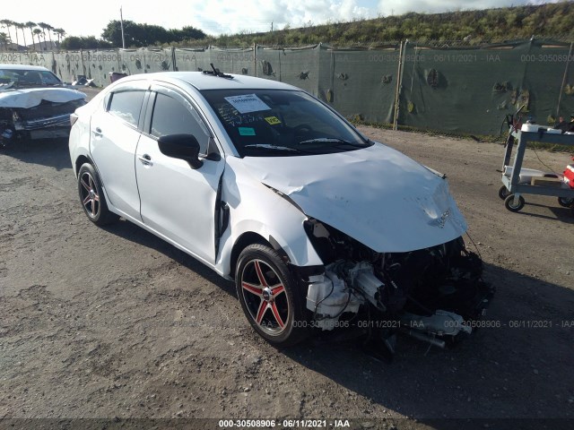 SCION IA 2016 3mydlbzv6gy113049