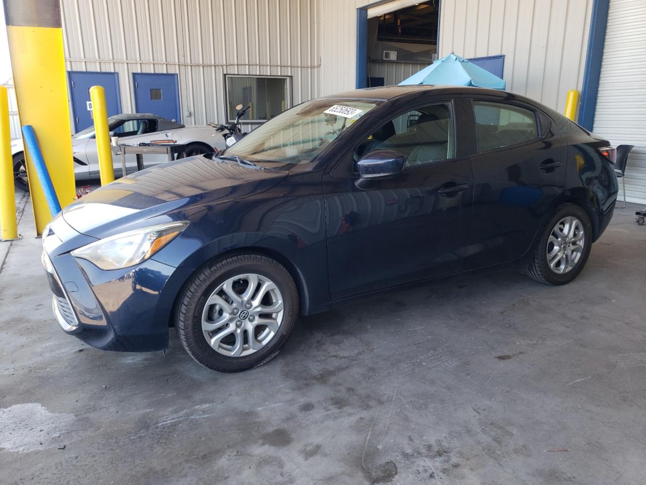 SCION IA 2016 3mydlbzv6gy135388