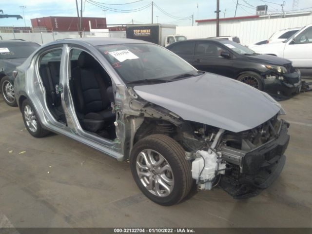 SCION IA 2016 3mydlbzv7gy108586