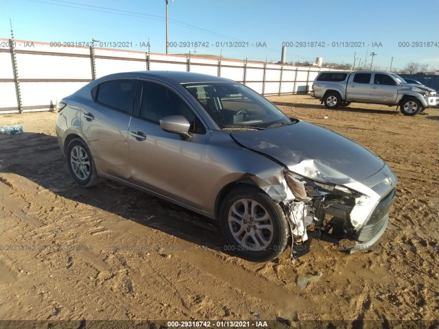 SCION IA 2016 3mydlbzv7gy120348