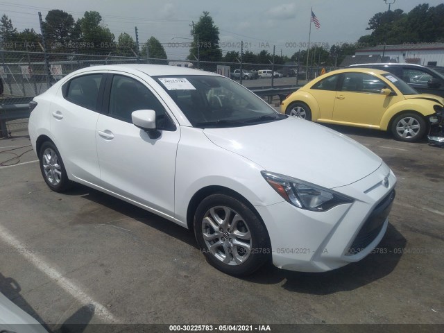 SCION IA 2016 3mydlbzv7gy142737