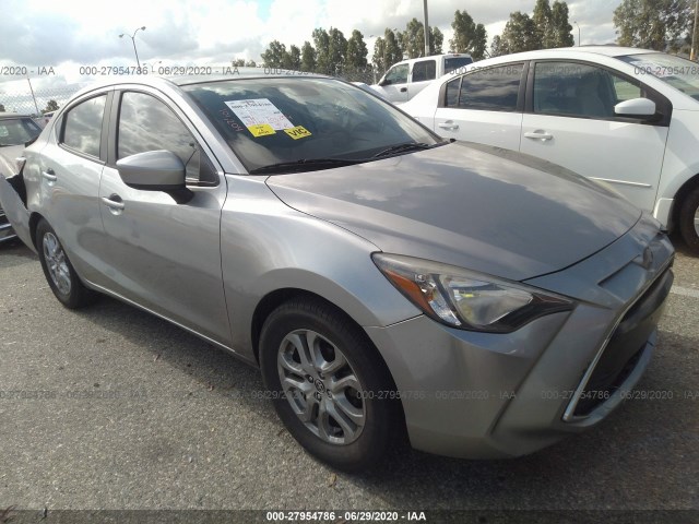 SCION IA 2016 3mydlbzv8gy102442