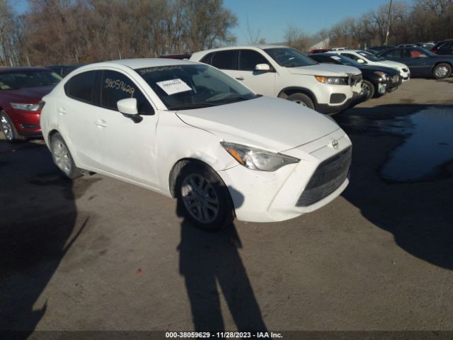 SCION IA 2016 3mydlbzv8gy105616