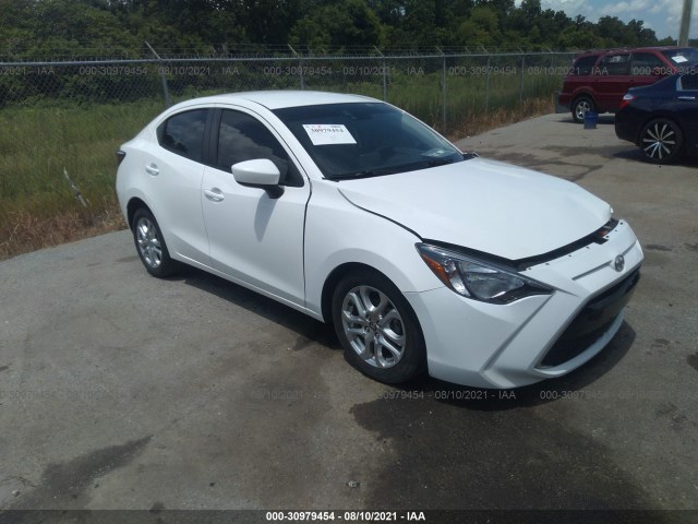 SCION IA 2016 3mydlbzv8gy109214