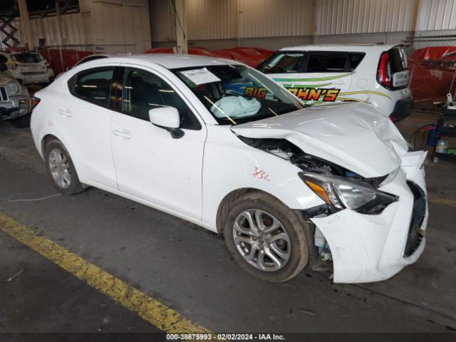 SCION IA 2016 3mydlbzv8gy140219