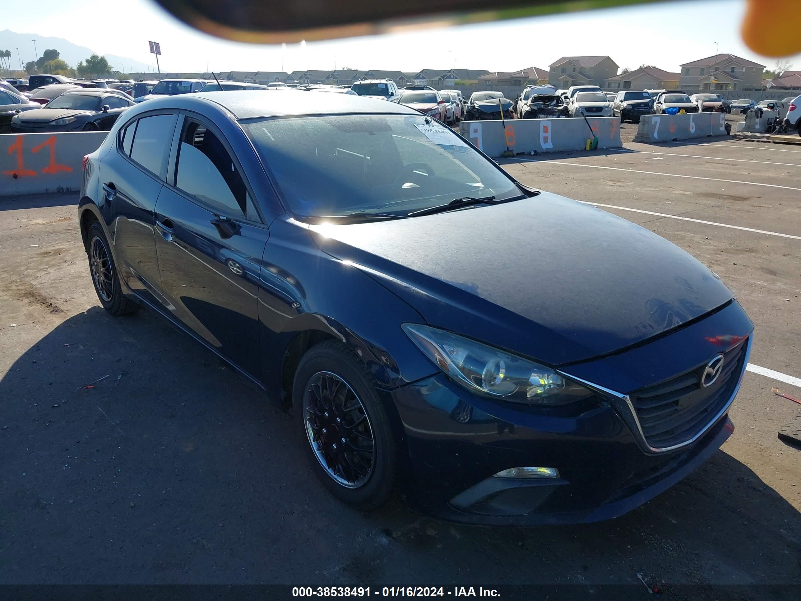 MAZDA 3 2016 3mzbm1j78gm284223