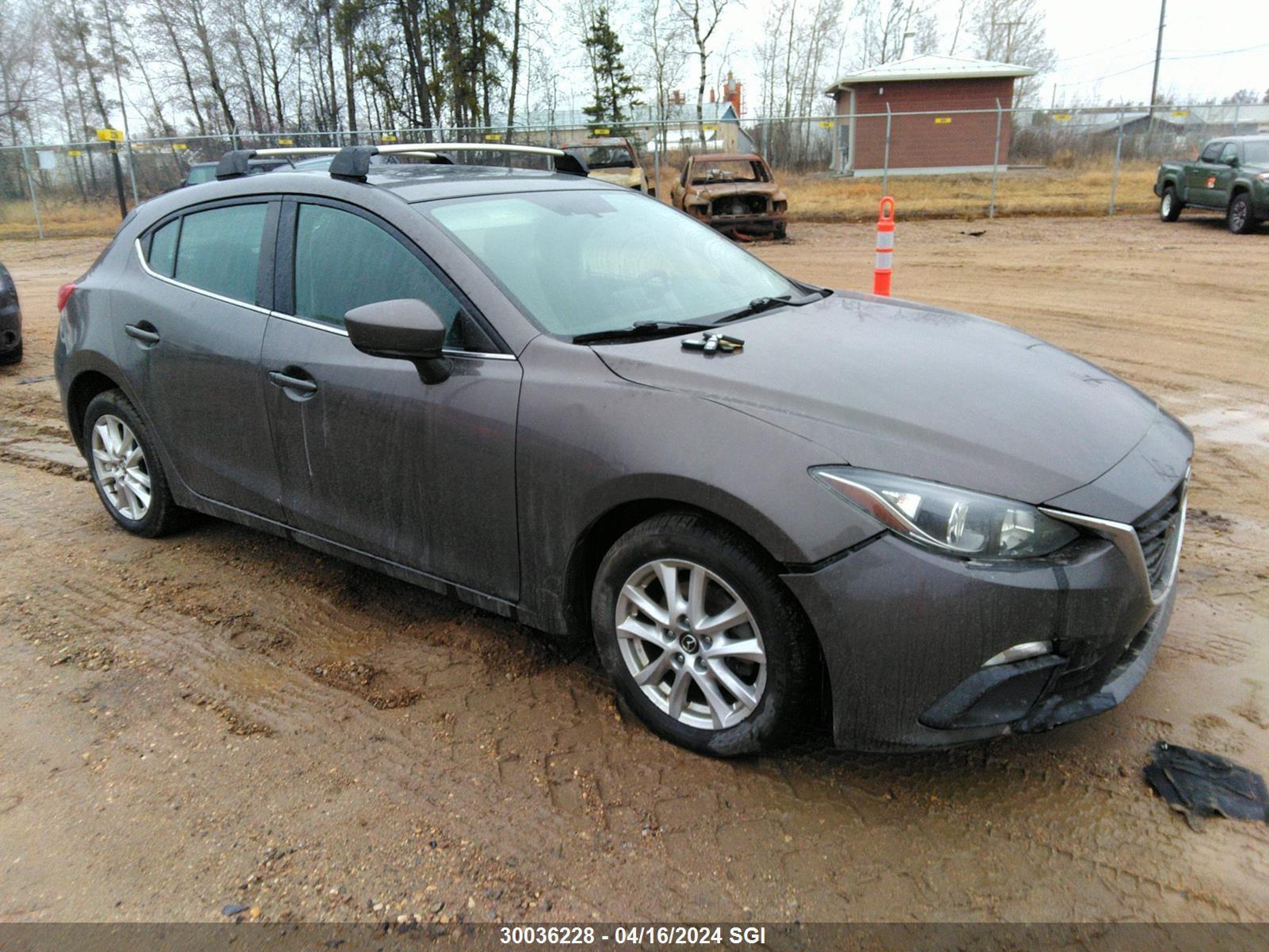 MAZDA 3 2016 3mzbm1l72gm318721