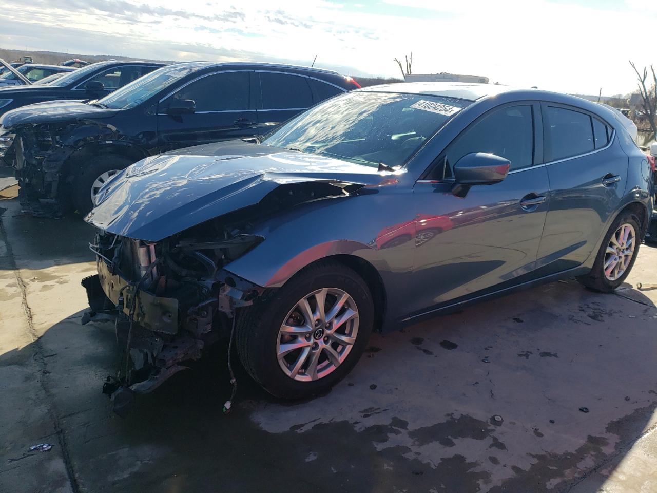 MAZDA 3 2016 3mzbm1m70gm325018