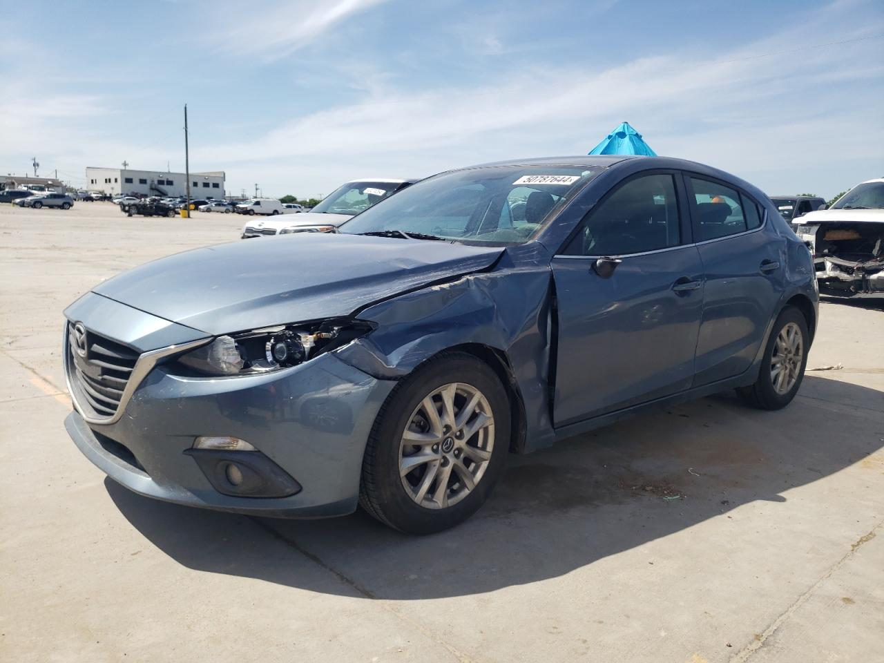 MAZDA 3 2015 3mzbm1m77fm203884