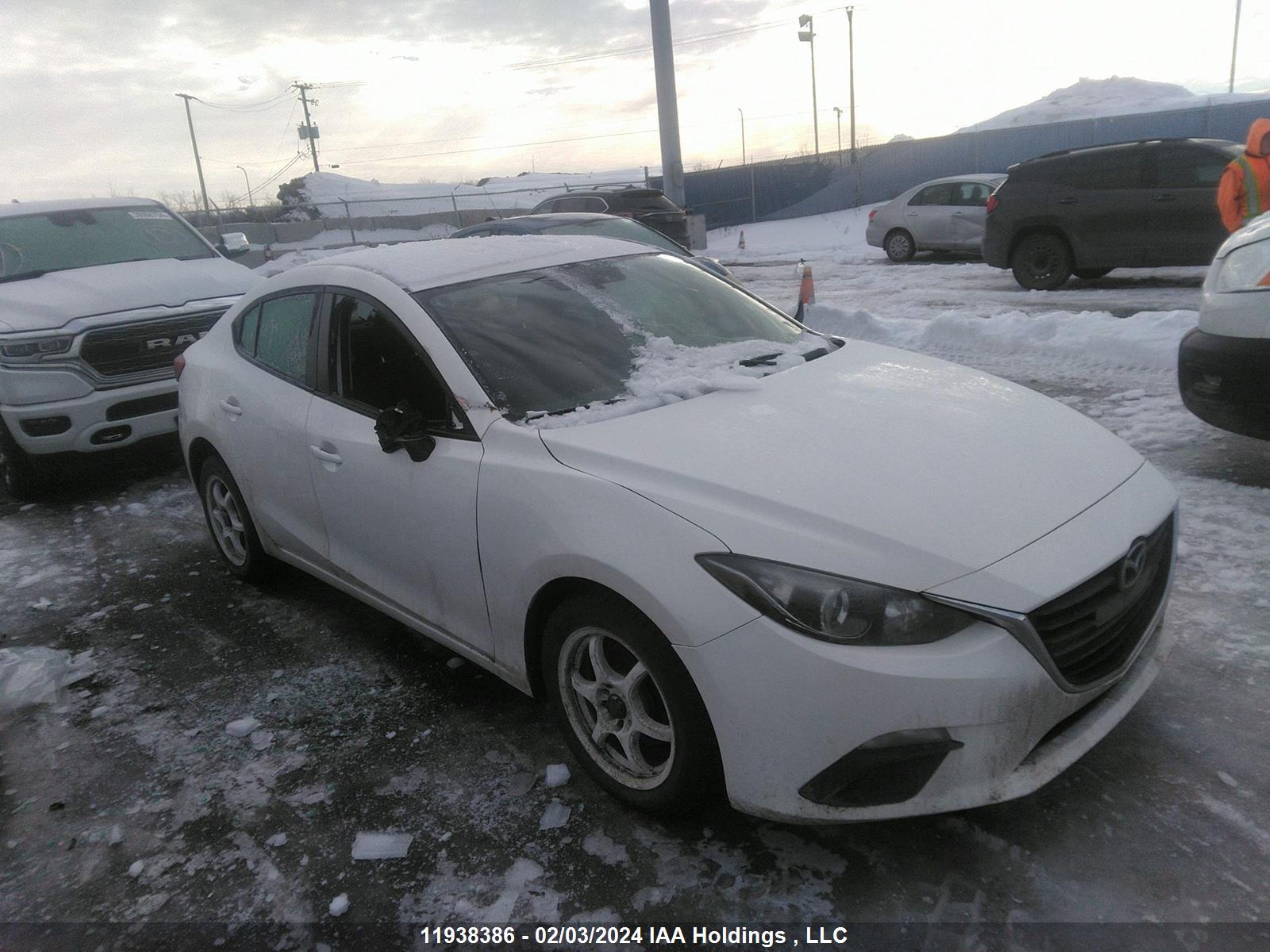 MAZDA 3 2015 3mzbm1u73fm136216