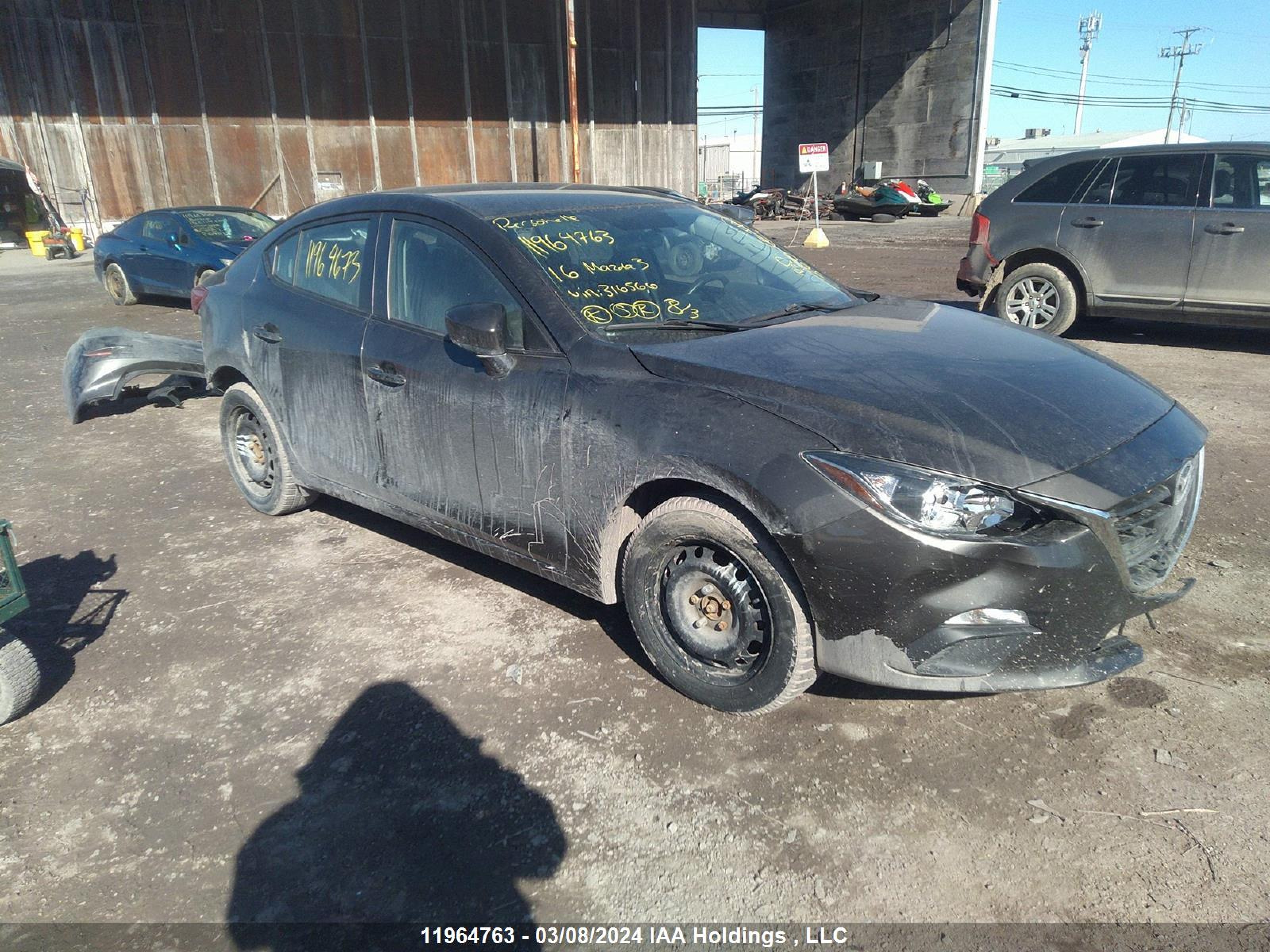 MAZDA 3 2016 3mzbm1u78gm316566