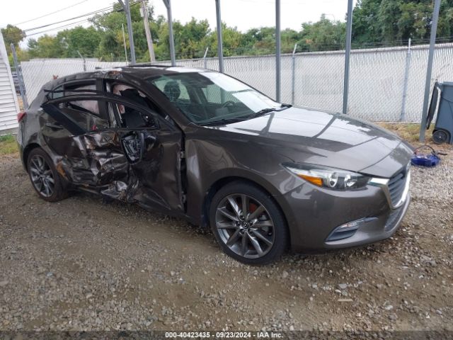 MAZDA MAZDA3 2018 3mzbn1l31jm181613