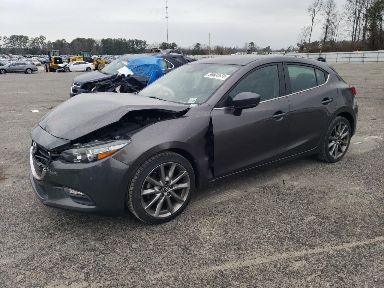 MAZDA 3 2018 3mzbn1l34jm251086