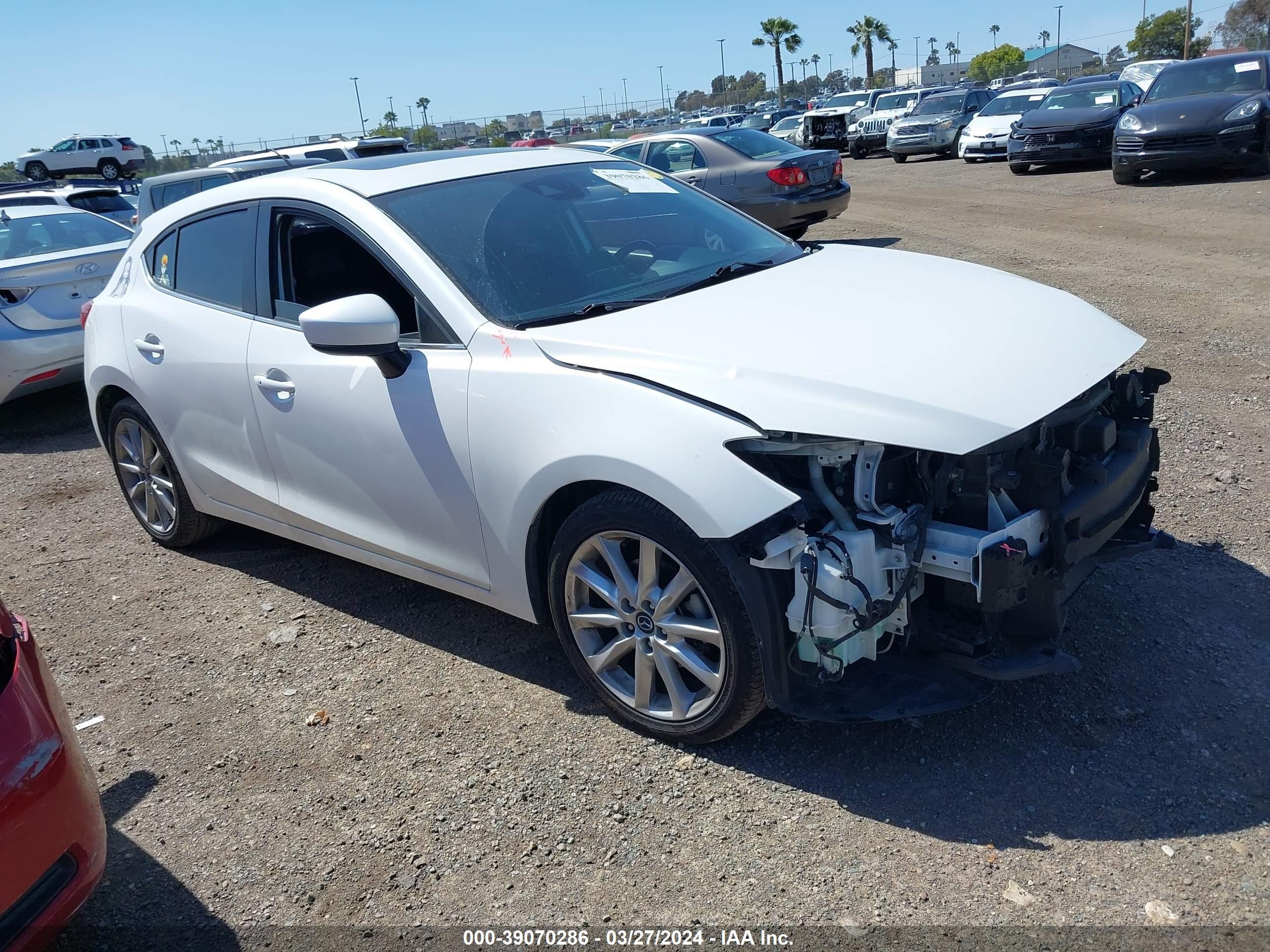 MAZDA 3 2017 3mzbn1l35hm154425