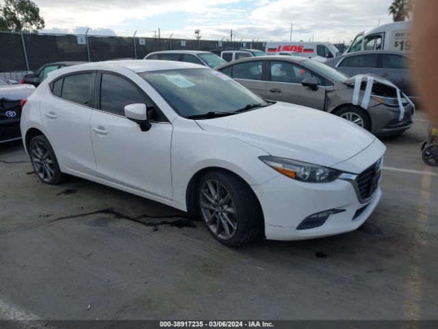 MAZDA MAZDA3 2018 3mzbn1l36jm206019