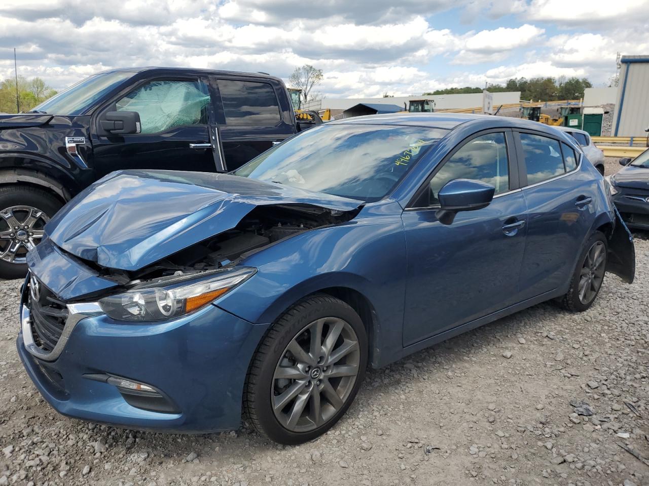 MAZDA 3 2018 3mzbn1l38jm188381