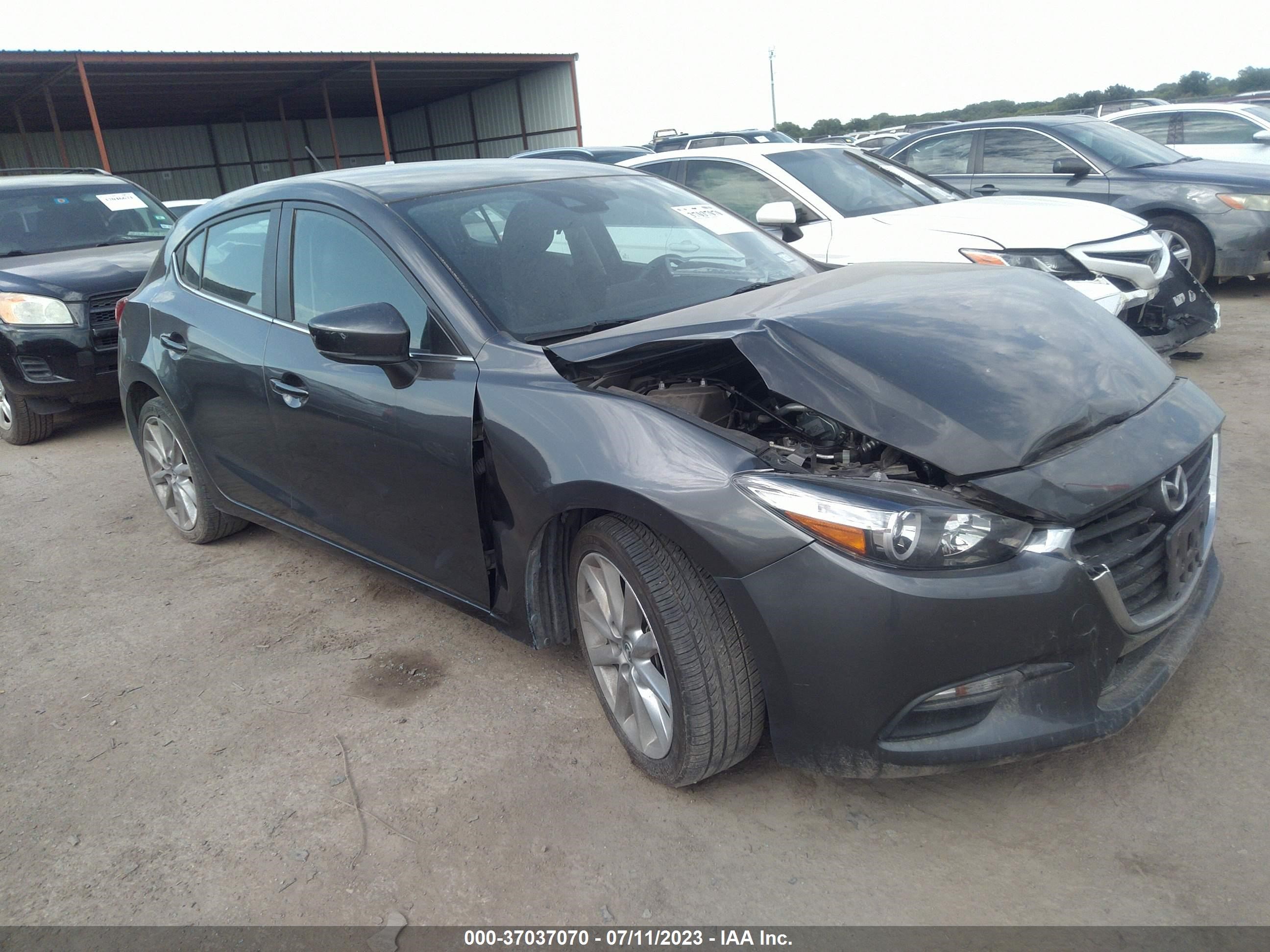 MAZDA 3 2017 3mzbn1l70hm137292