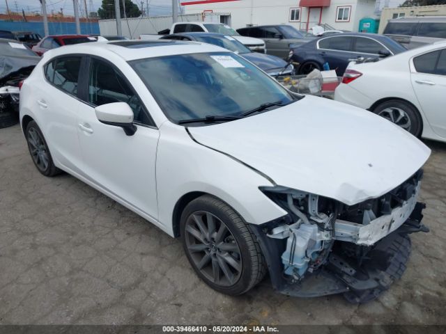 MAZDA 3 2018 3mzbn1m30jm183335