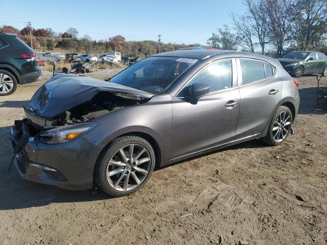 MAZDA 3 2018 3mzbn1m32jm243051