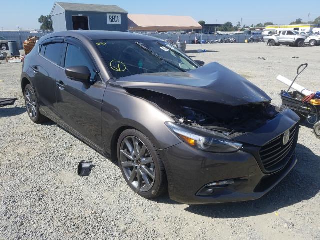 MAZDA 3 GRAND TO 2018 3mzbn1m37jm182179