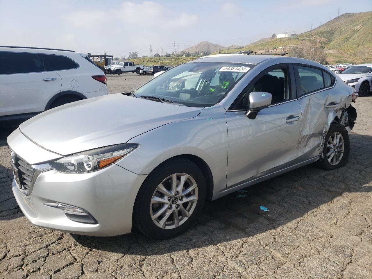 MAZDA 3 2018 3mzbn1u71jm158723