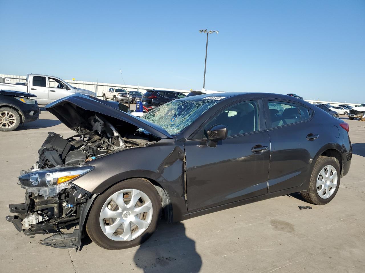 MAZDA 3 2018 3mzbn1u72jm161291