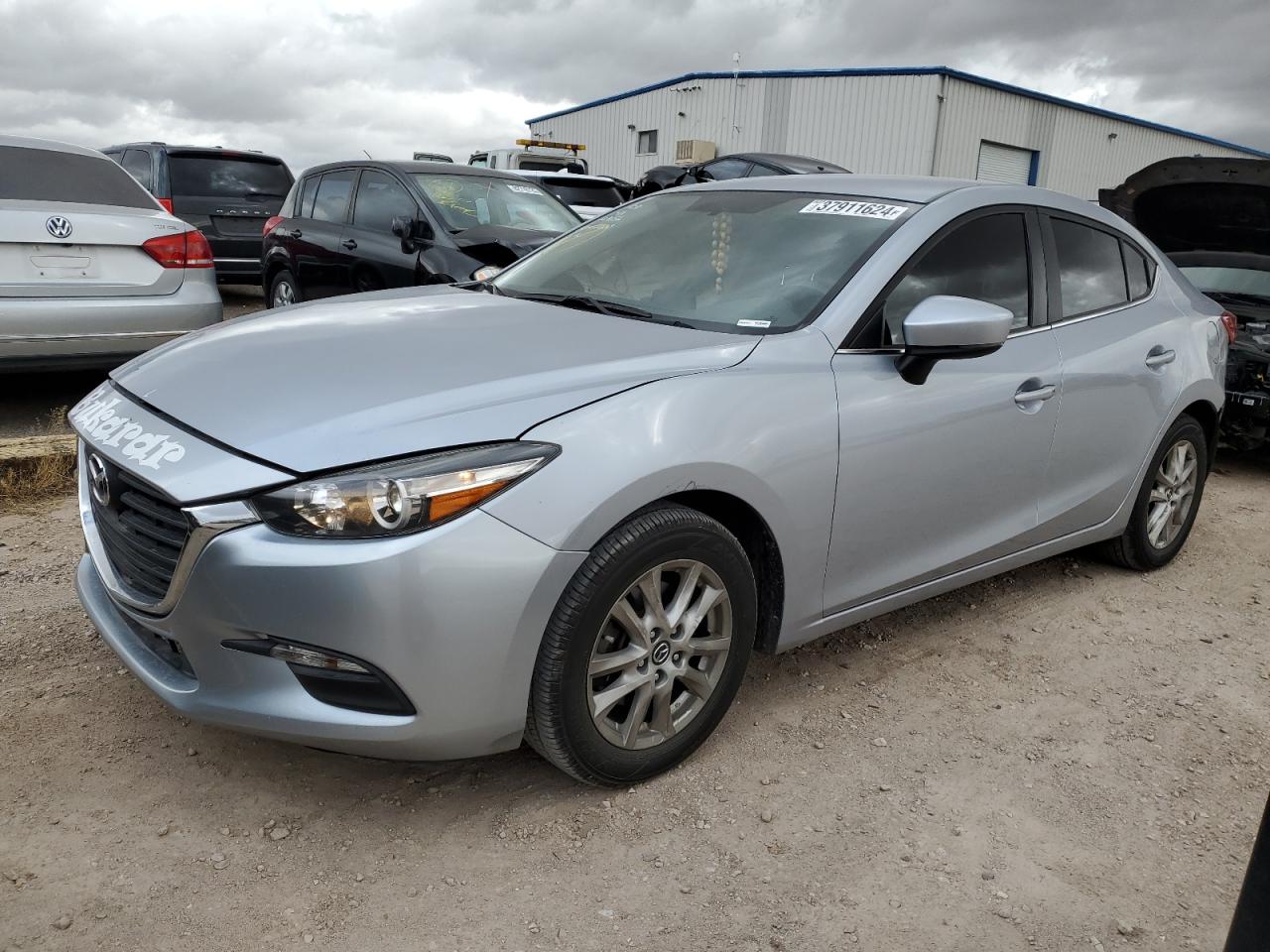 MAZDA 3 2017 3mzbn1u76hm103971