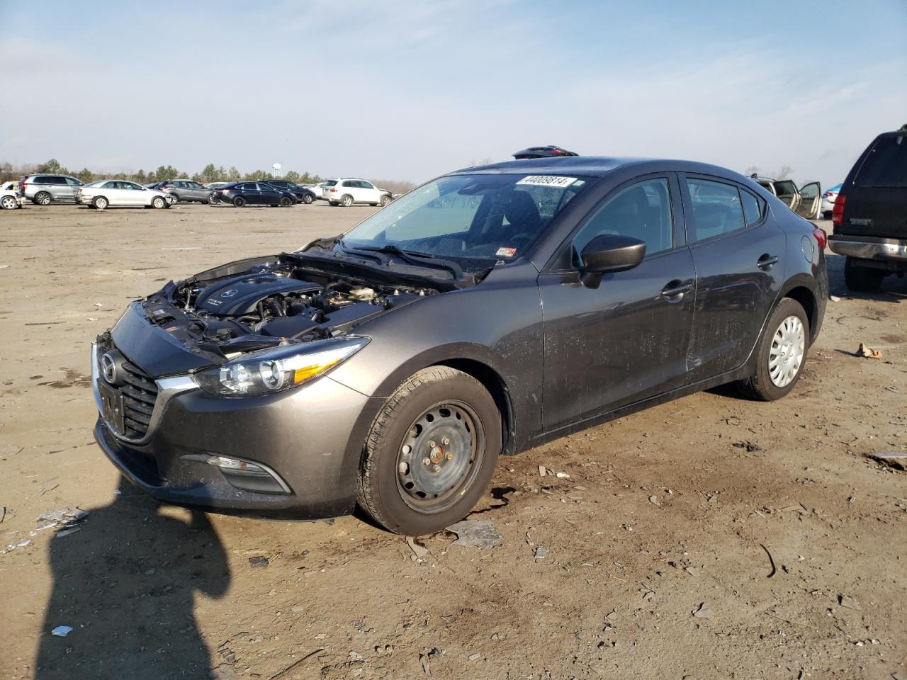 MAZDA 3 2018 3mzbn1u77jm183772