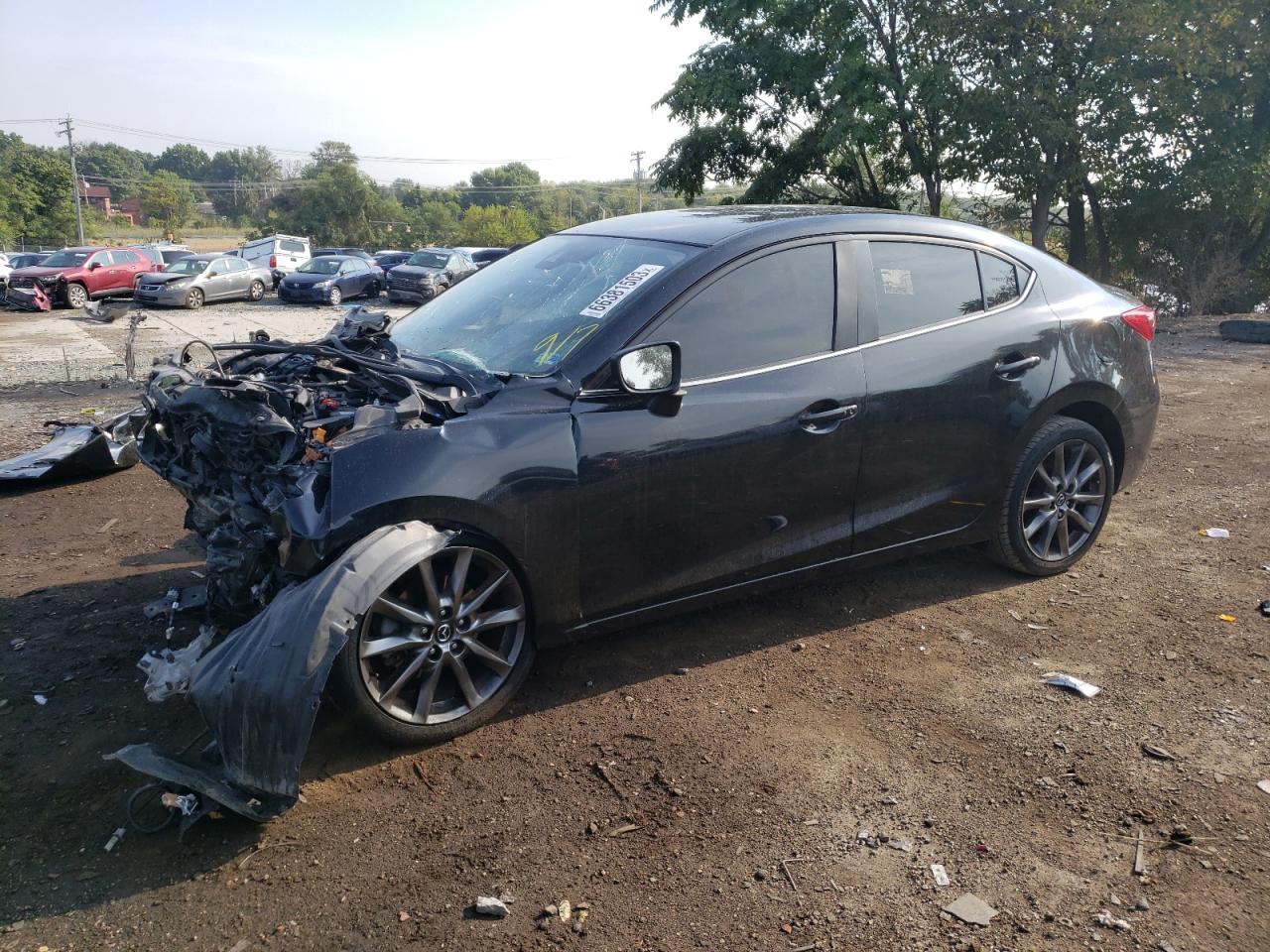 MAZDA 3 2018 3mzbn1v31jm201565