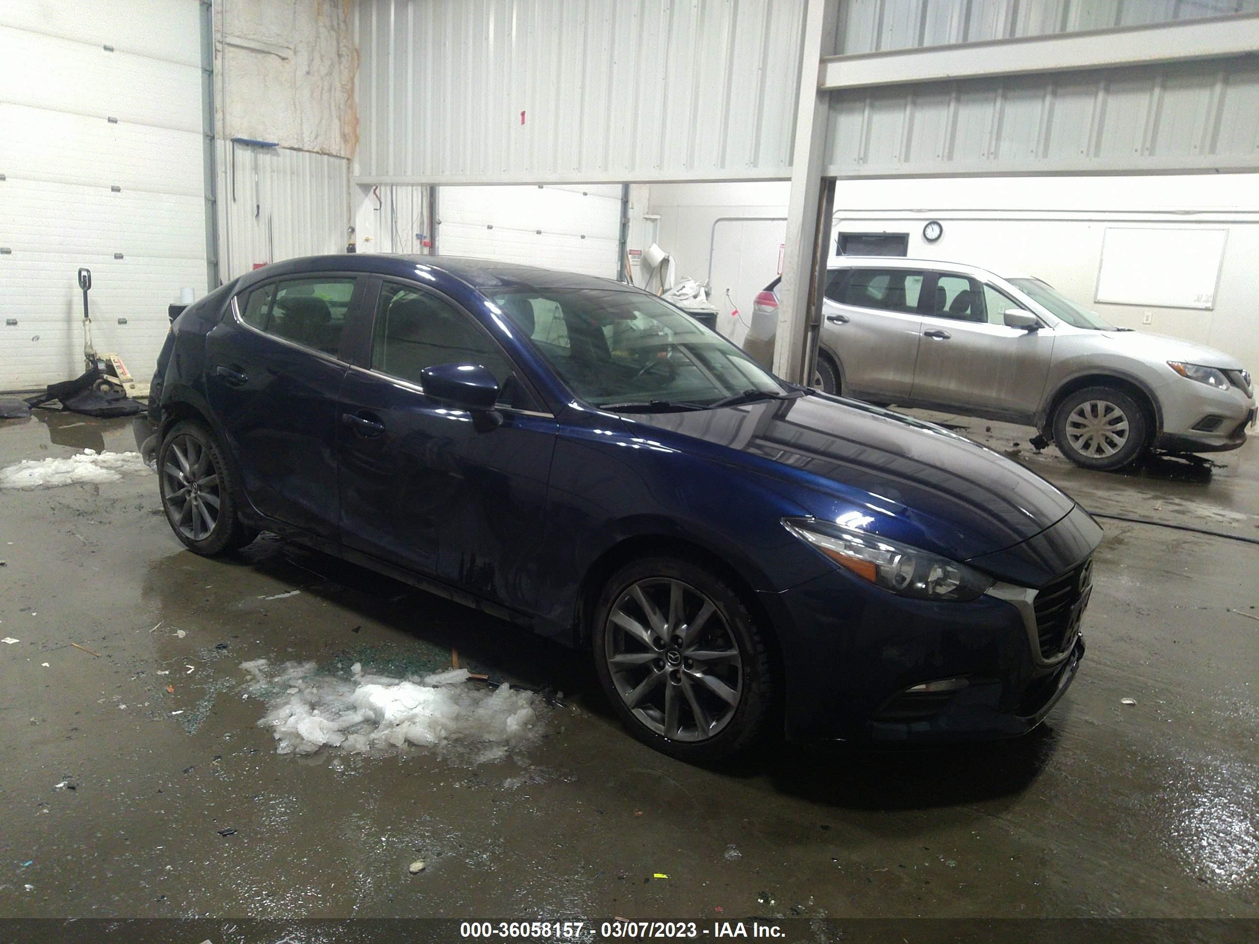 MAZDA 3 2018 3mzbn1v32jm167393