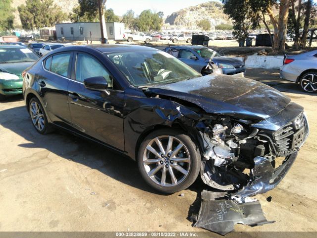 MAZDA 3 4-DOOR 2018 3mzbn1v32jm254565