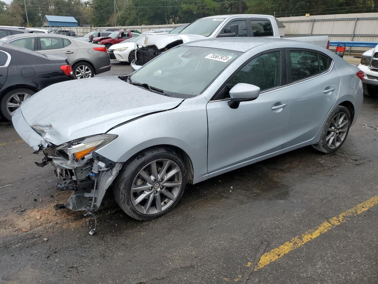 MAZDA 3 2018 3mzbn1v35jm177514