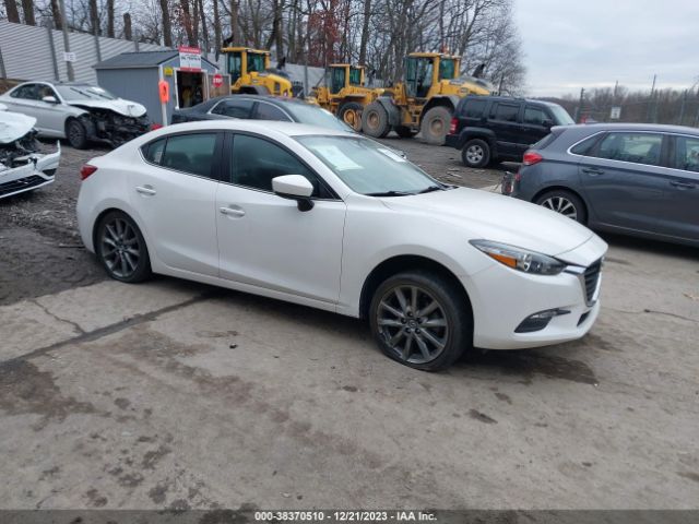 MAZDA 3 2018 3mzbn1v35jm251725