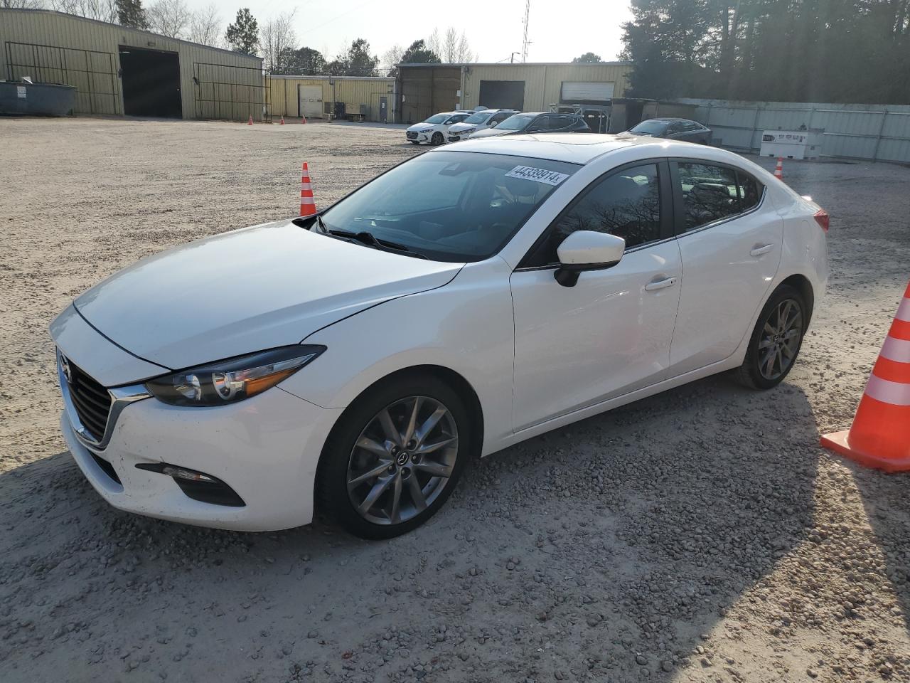 MAZDA 3 2018 3mzbn1v39jm188385