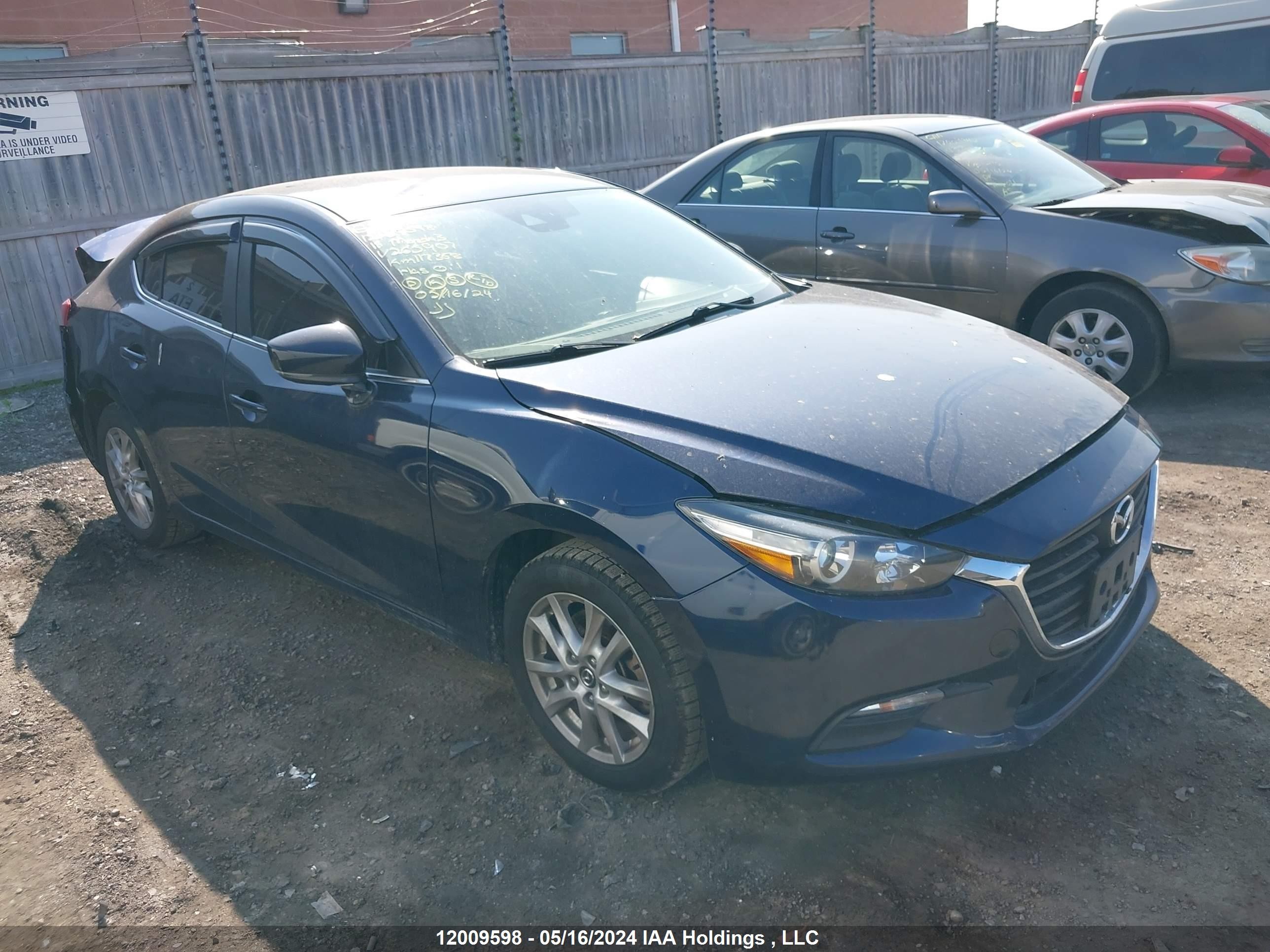 MAZDA 3 2018 3mzbn1v70jm265907