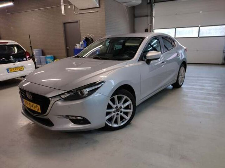 MAZDA 3 2017 3mzbn62680m310589