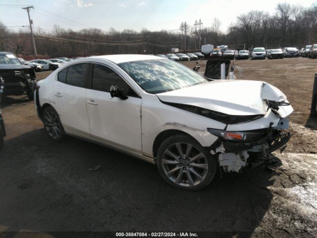 MAZDA MAZDA3 2019 3mzbpadl8km107695