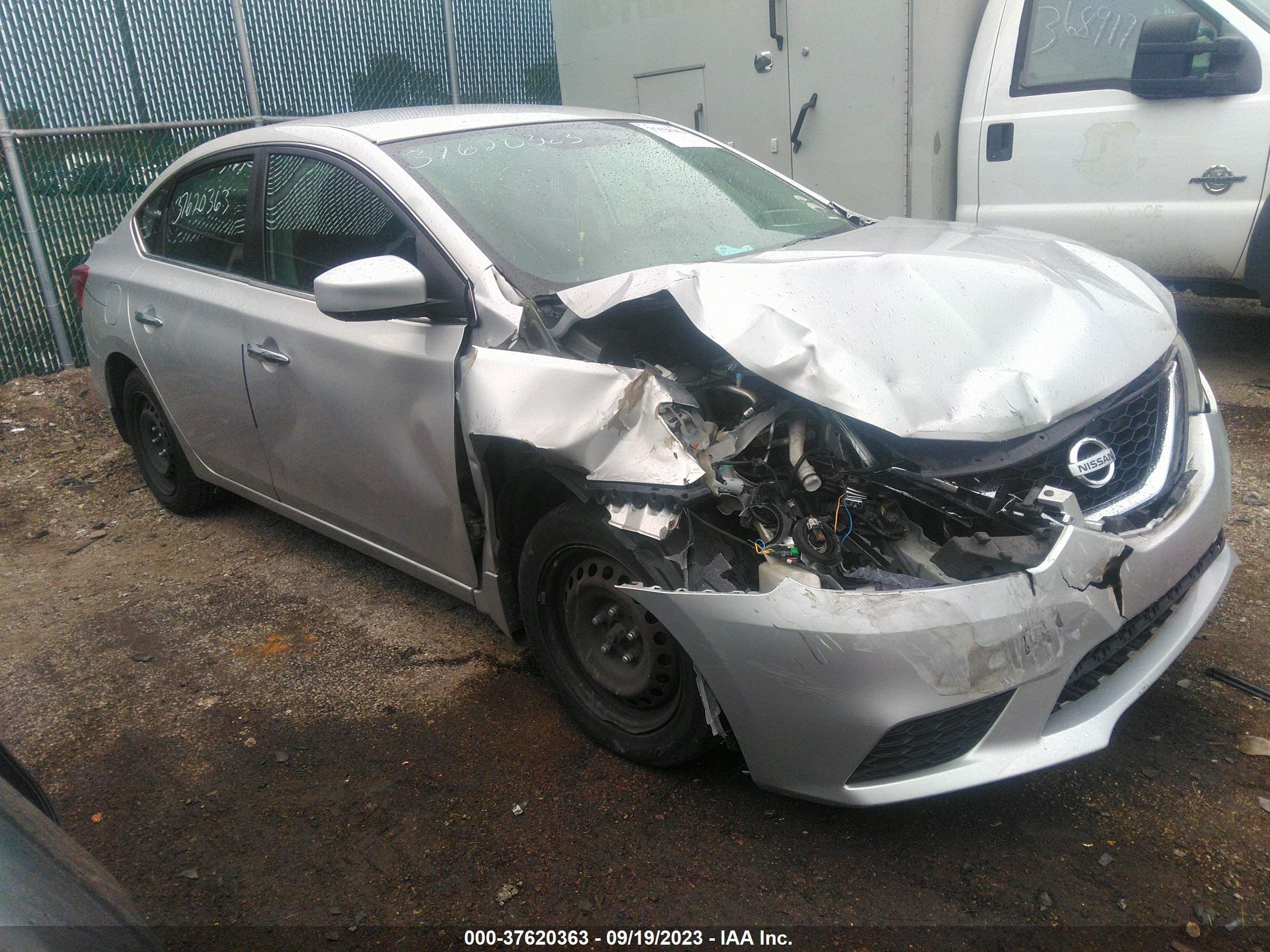 NISSAN SENTRA 2016 3n1ab7ap0gl636789