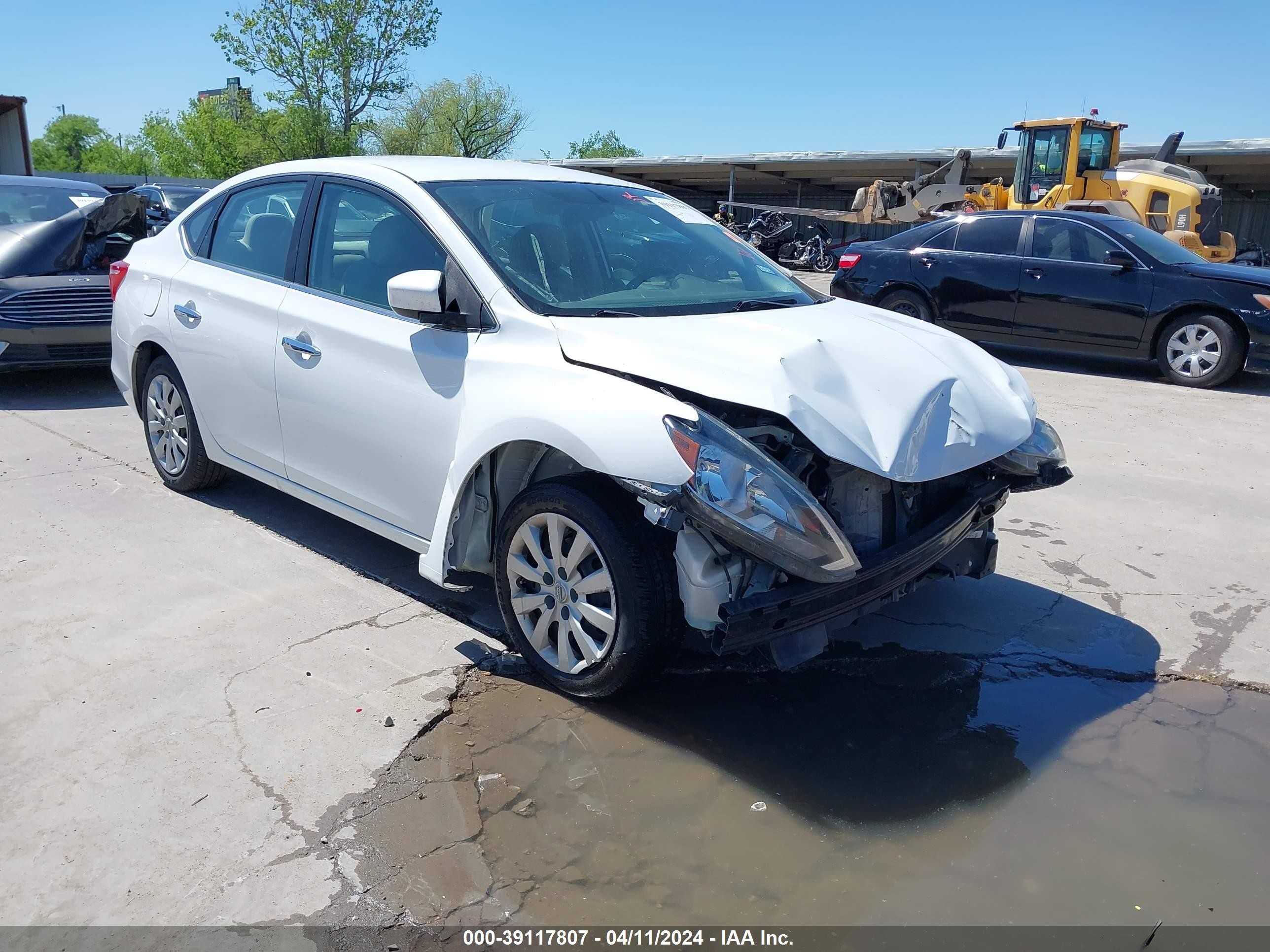 NISSAN SENTRA 2016 3n1ab7ap0gy221717