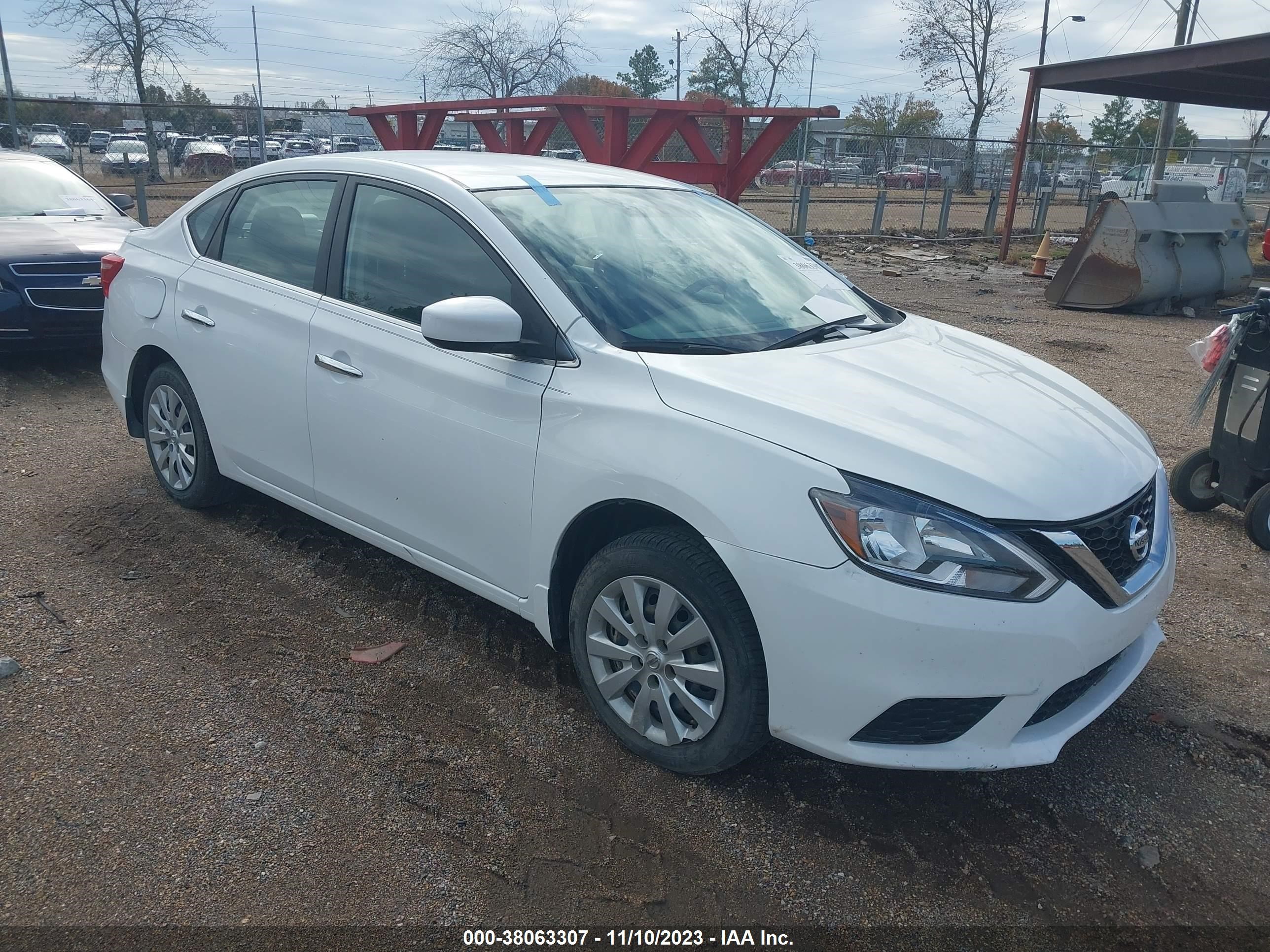 NISSAN SENTRA 2016 3n1ab7ap0gy319372