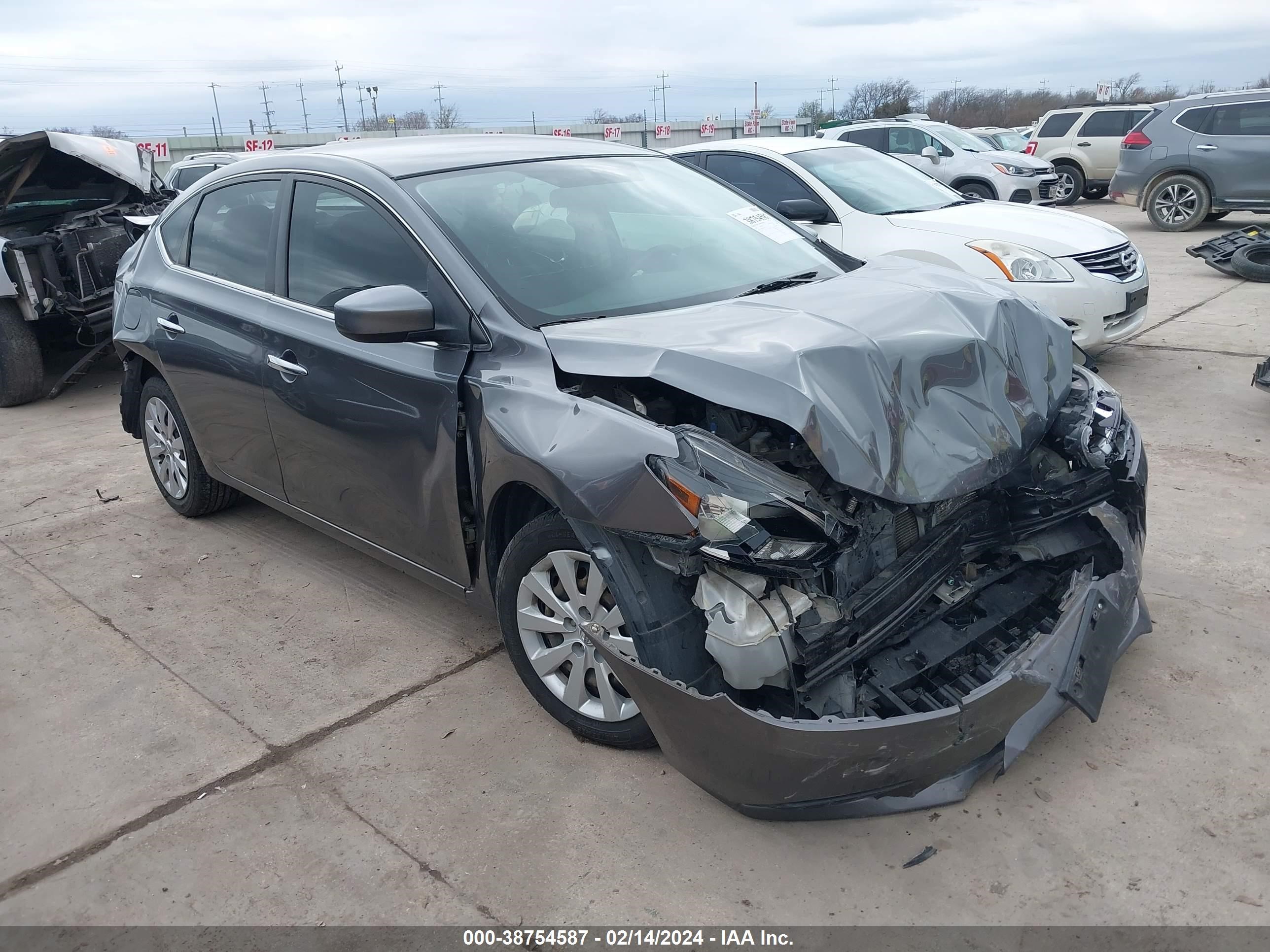 NISSAN SENTRA 2017 3n1ab7ap0hy252354