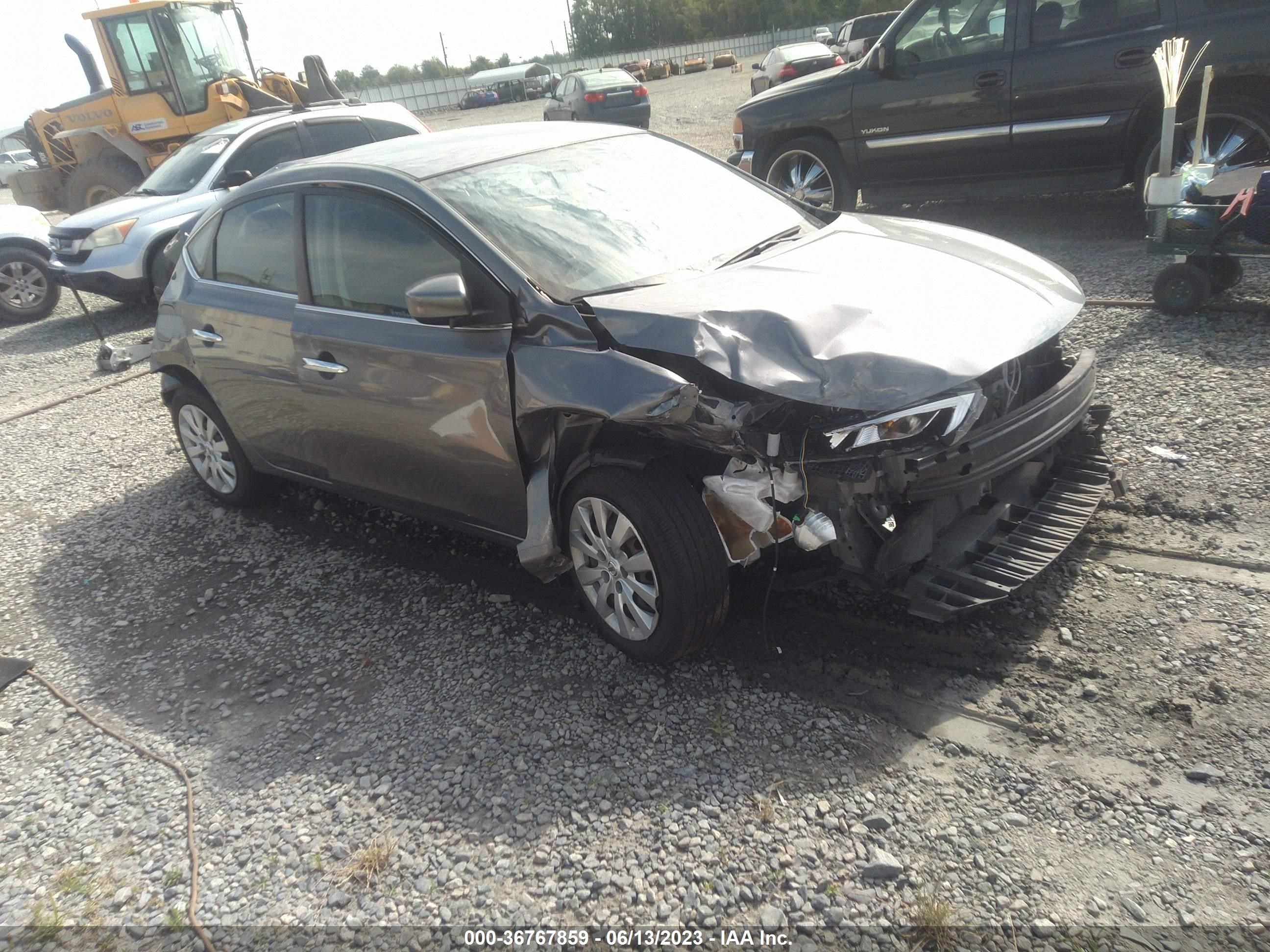 NISSAN SENTRA 2018 3n1ab7ap0jy243403