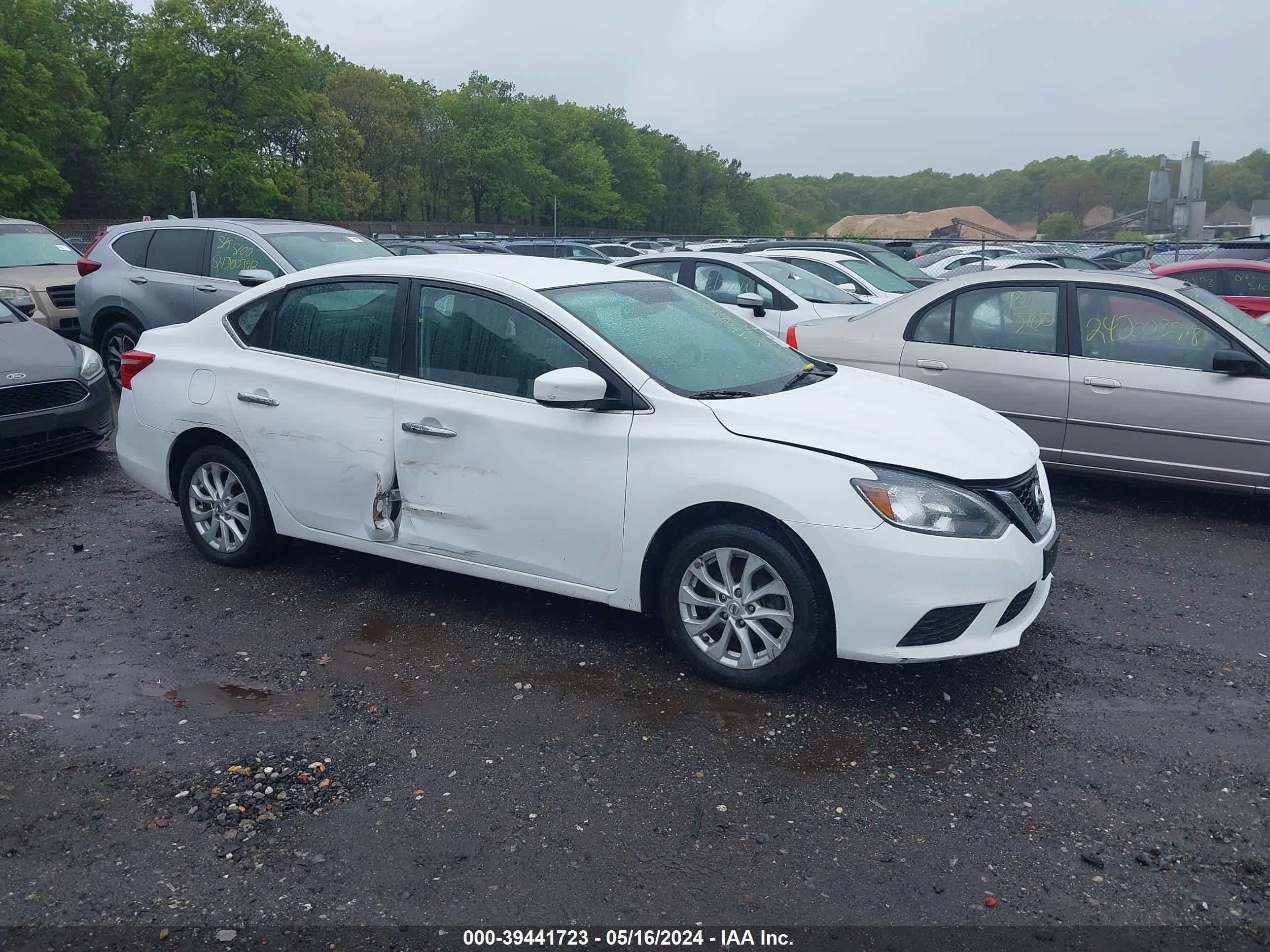 NISSAN SENTRA 2019 3n1ab7ap1ky261622