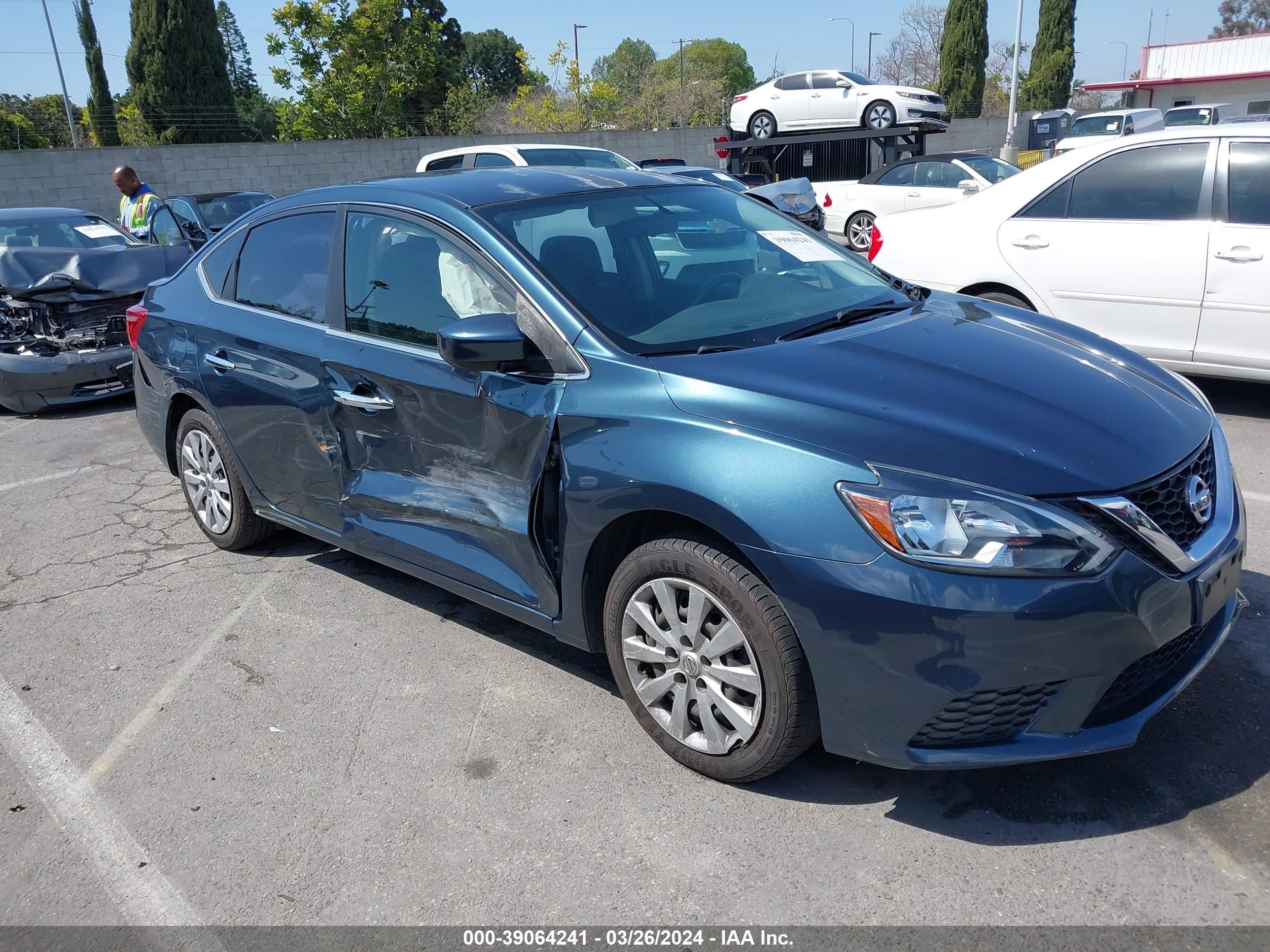 NISSAN SENTRA 2016 3n1ab7ap2gy232377