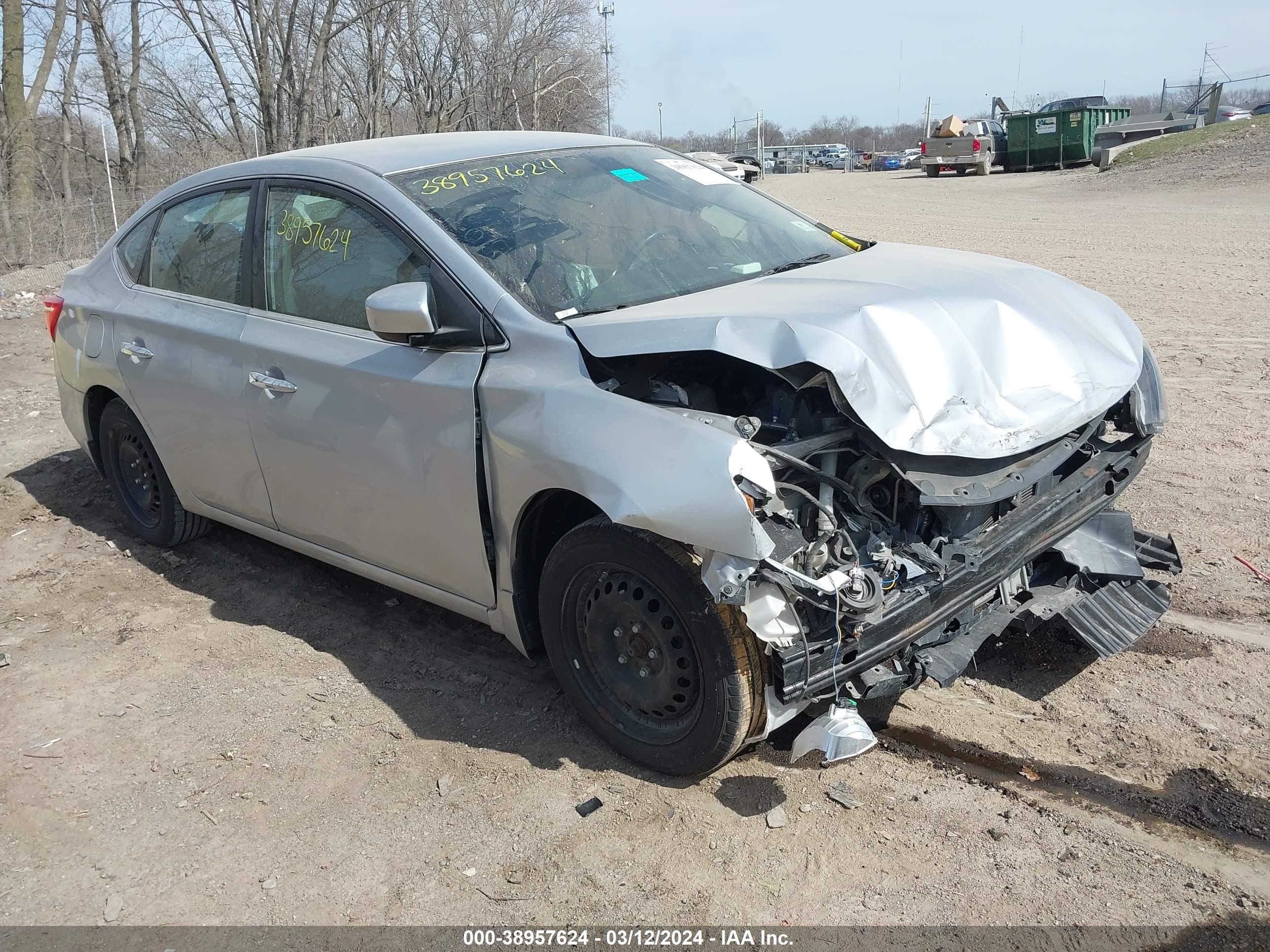 NISSAN SENTRA 2016 3n1ab7ap2gy271695