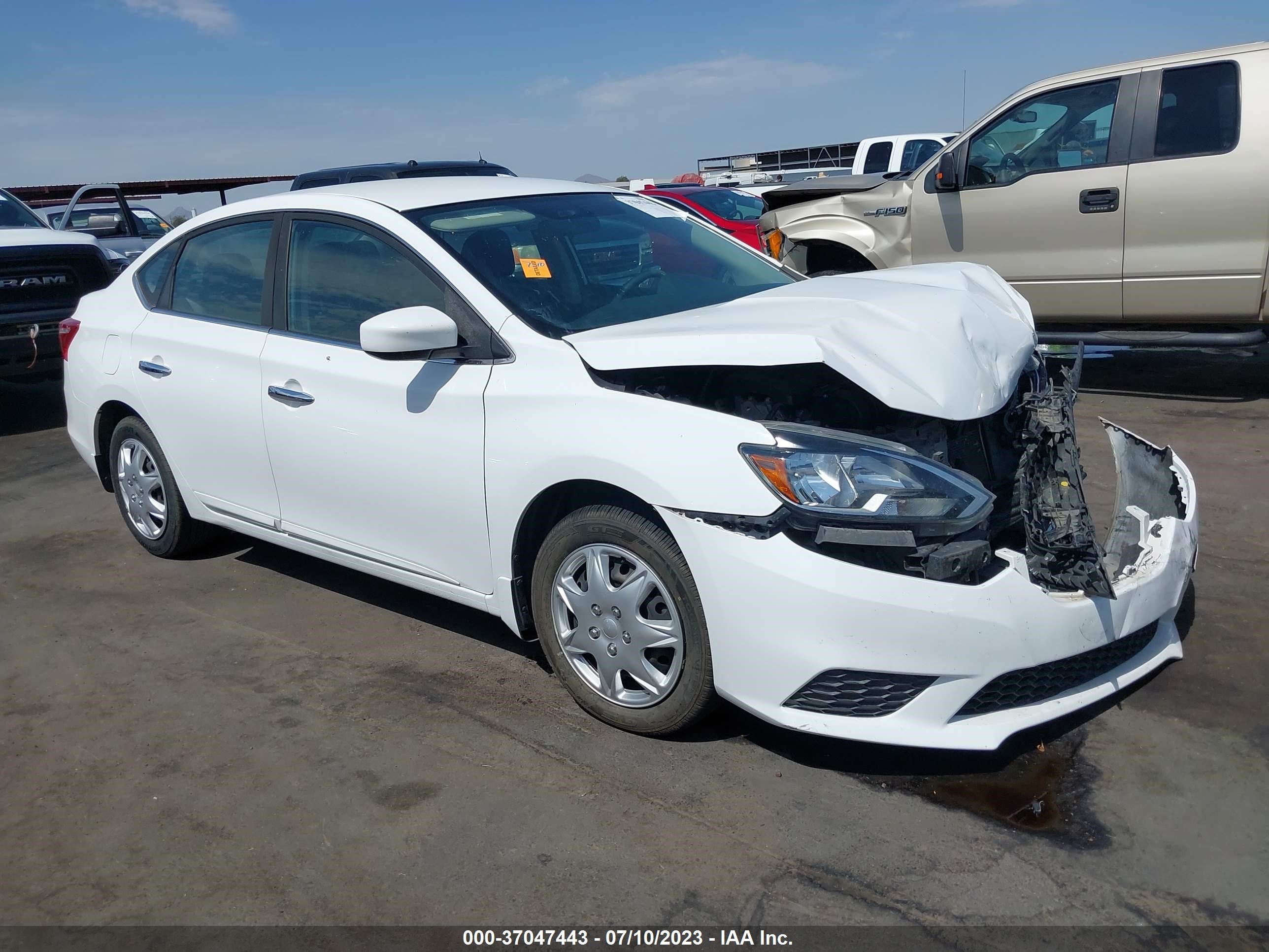 NISSAN SENTRA 2016 3n1ab7ap2gy311547