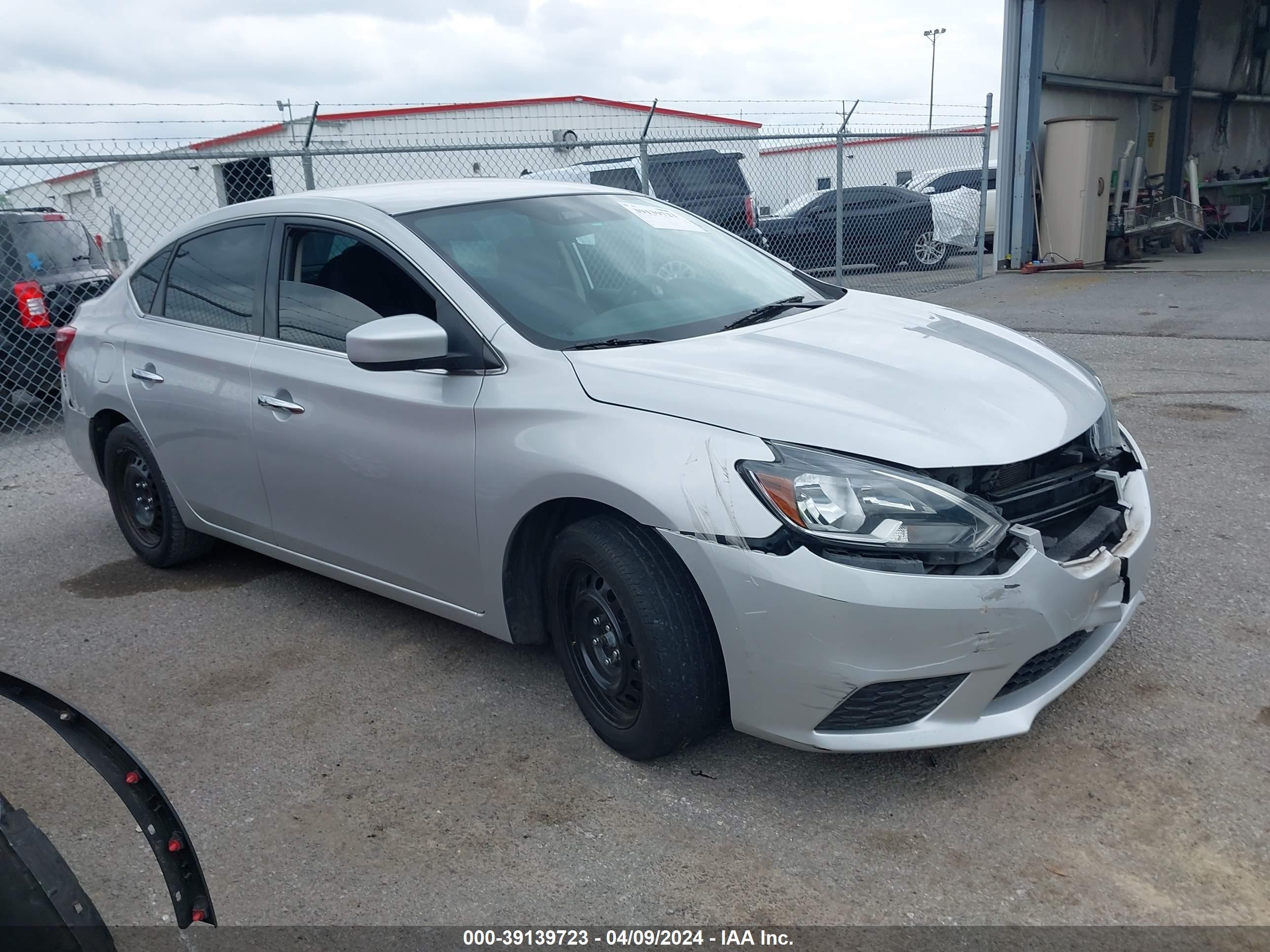 NISSAN SENTRA 2017 3n1ab7ap2hl672727