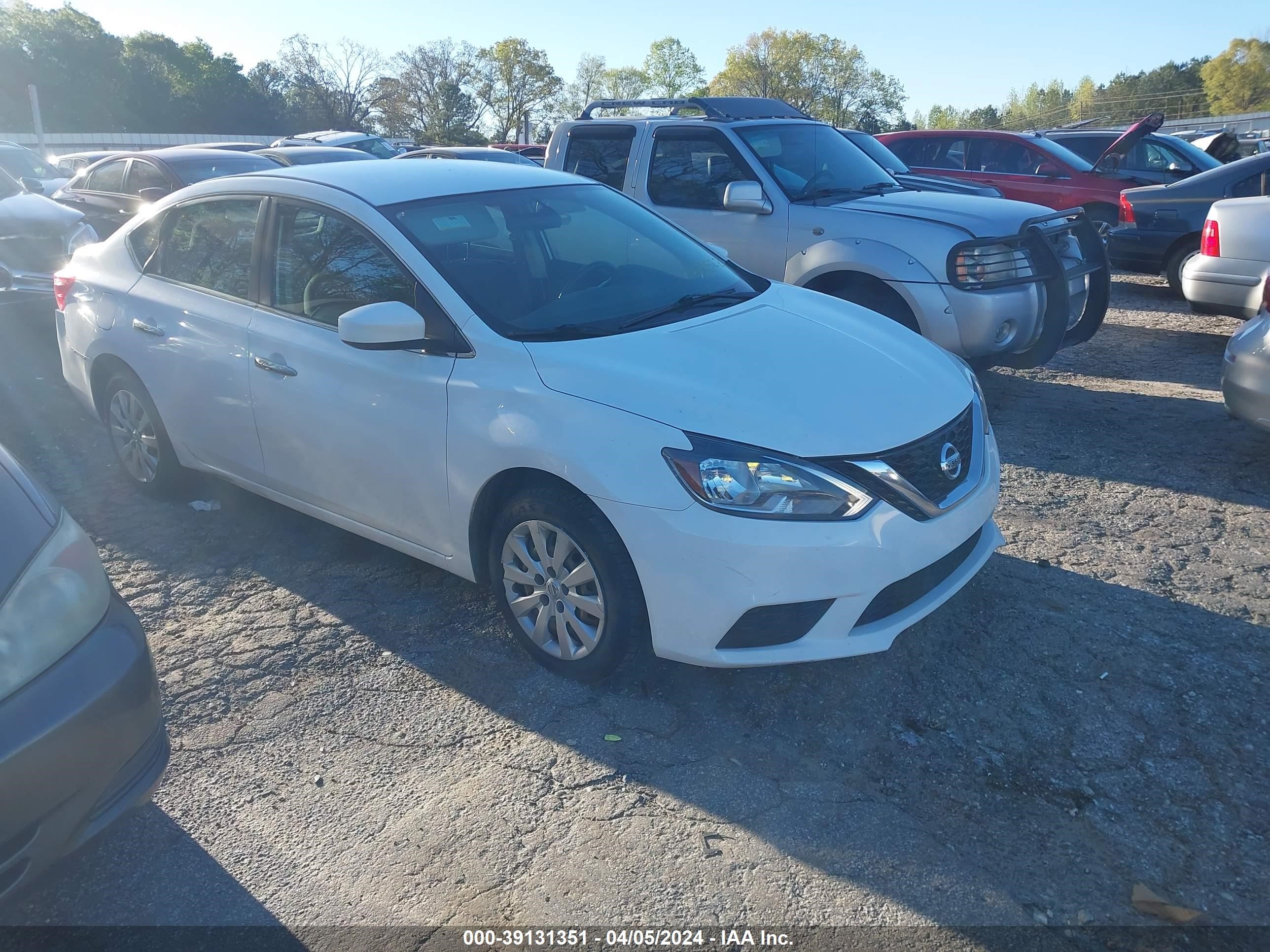 NISSAN SENTRA 2017 3n1ab7ap2hy330522